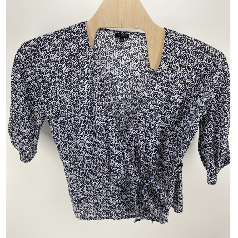 Talbots Faux Wrap Blouse Womens Small Petite Navy White Medallion Excellent Tie